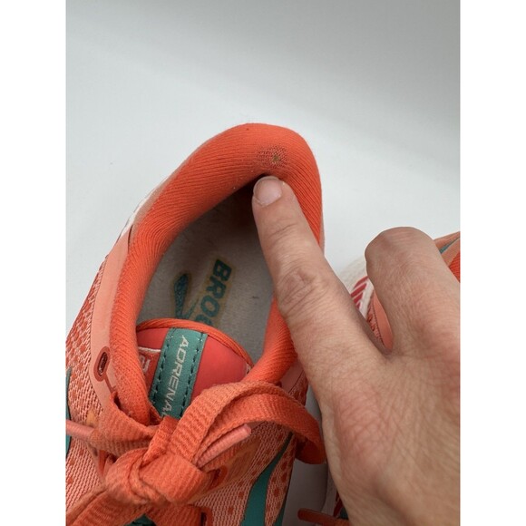 Brooks Adrenaline GTS 22 Women’s 7.5 B Coral Orange Running Shoes Sneakers - Picture 5 of 10